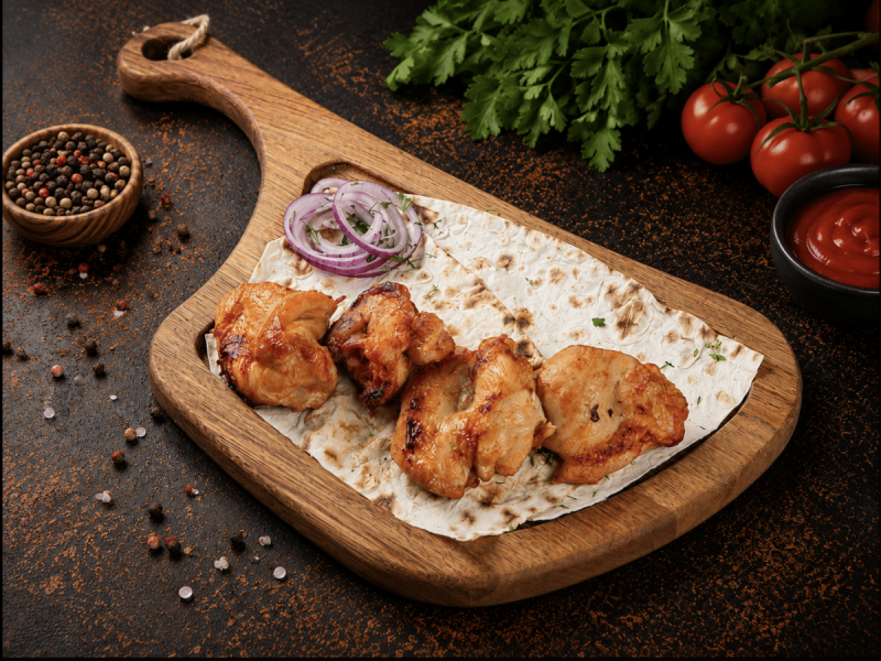 Шашлык из филе куриного бедра
